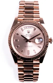 Rolex Day-Date 228235-0004 Rose gold Gray