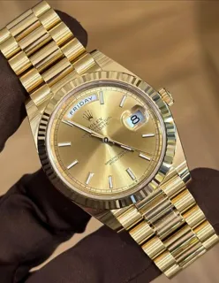 Rolex Day-Date 228238-0003 Yellow gold Champagne