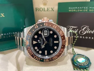 Rolex GMT-Master II 126711CHNR-0002 Rose gold and Oystersteel Black