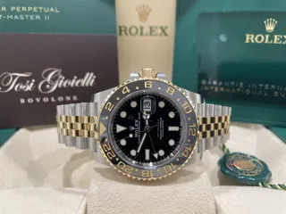 Rolex GMT-Master II 126713GRNR-0001 Yellow gold and Oystersteel Black