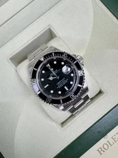 Rolex Submariner Date 16610-1 Stainless steel Black