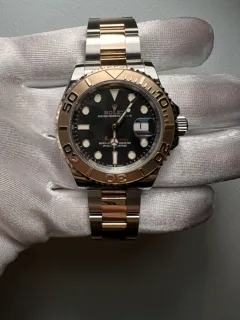 Rolex Yacht-Master 126621-0002 Rose gold and Stainless steel Black