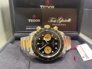 Tudor Black Bay Chronograph 79363N-0001 Yellow gold and Stainless steel Black