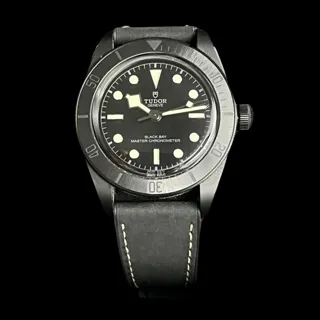 Tudor Black Bay M79210CNU-0001 Black ceramic Black