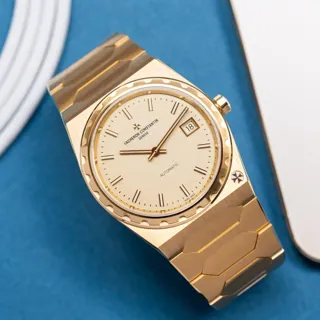 Vacheron Constantin Historiques 4200H/222J-B935 37mm Yellow gold Champagne