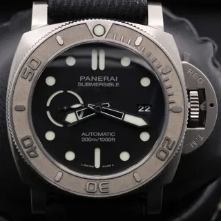 Panerai Luminor Submersible PAM 00984 Titanium Black