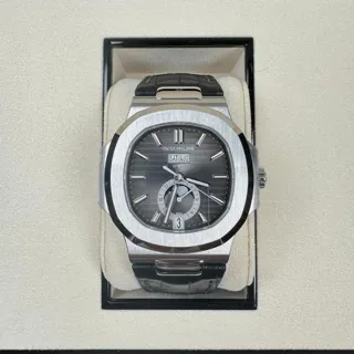 Patek Philippe Nautilus 5726A-001 40.5mm Stainless steel Black