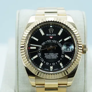 Rolex Sky-Dweller 326938-0004 Yellow gold Black