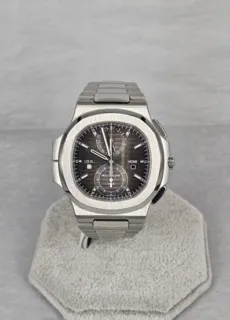 Patek Philippe Nautilus 5990/1A-001 Stainless steel Black