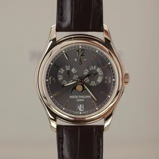 Patek Philippe Annual Calendar 5146J-010 Yellow gold Gray