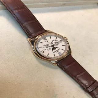 Patek Philippe Annual Calendar 5146 Rose gold Cream