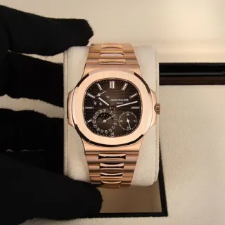 Patek Philippe Nautilus 5712/1R-001 Rose gold Brown