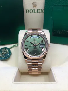 Rolex Day-Date 40 228235 Everose gold Olive green