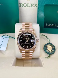 Rolex Day-Date 40 228235 Everose gold Brown