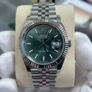 Rolex Datejust 41 126334-0028 White gold and Stainless steel Green