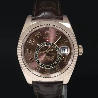 Rolex Sky-Dweller 326135-0001 Rose gold Brown