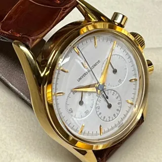 Universal Genève Compax 184.440 35mm Yellow gold White