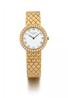 Patek Philippe Calatrava 4820/001 Yellow gold White