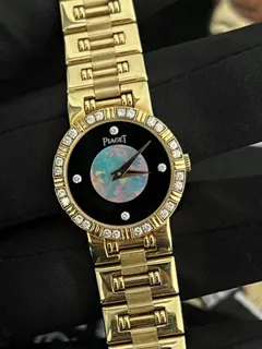 Piaget Dancer 80564 K81 Yellow gold Opal