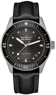 Blancpain Fifty Fathoms 5100B-1110-B52A Stainless steel Gray