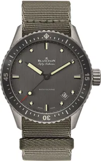 Blancpain Fifty Fathoms Bathyscaphe 5000-1210-NAGA Titanium Gray