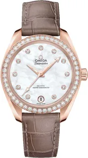 Omega Aqua Terra 220.58.34.20.55.001 Sedna gold White