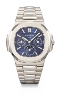 Patek Philippe Nautilus 5740/1G-001 White gold Blue