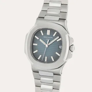 Patek Philippe Nautilus 5711/1A-010 Stainless steel Blue