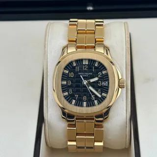 Patek Philippe Aquanaut 5066/1J Yellow gold Black