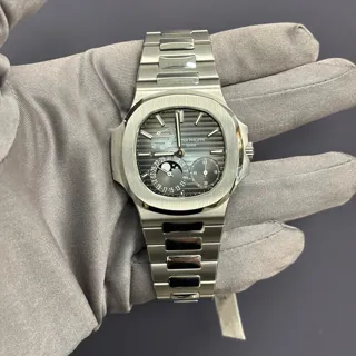 Patek Philippe Nautilus Moonphase 5712/1A-001 40mm Stainless steel Blue