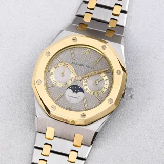 Audemars Piguet Royal Oak 25594SA.OO.0789SA.01 Stainless steel and 18ct yellow gold Gray