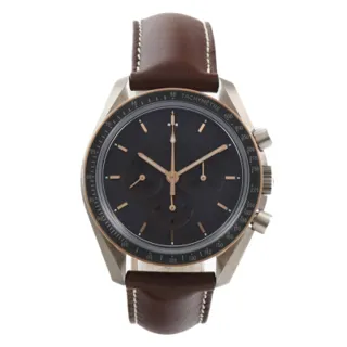 Omega Speedmaster Professional Moonwatch 311.62.42.30.06.337 Titanium and Sedna gold Gray