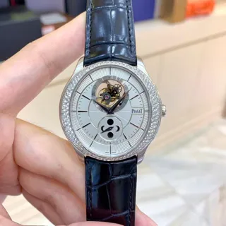 Piaget Gouverneur G0A37115 White gold Silver