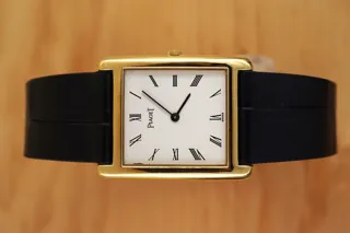 Piaget Ultra-thin EG450183PUTTY Yellow gold White