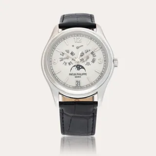 Patek Philippe Annual Calendar 5146G-001 White gold Beige