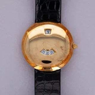 Chaumet Jump Hour 18k yellow gold Golden