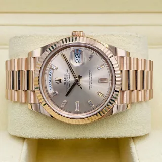 Rolex Day-Date 228235-0004 Rose gold Gray