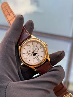 Patek Philippe Annual Calendar 5146J-001 Yellow gold Beige