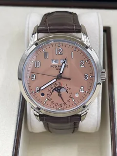 Patek Philippe Perpetual Calendar 5320G-011 White gold Pink