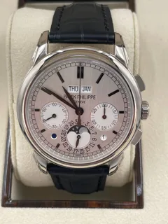 Patek Philippe Perpetual Calendar Chronograph 5270G-001 White gold Silver