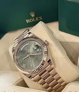 Rolex Day-Date 228235-0025 Rose gold Green