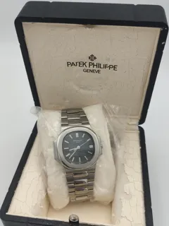 Patek Philippe Nautilus 3800/1 Stainless steel Black