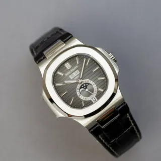 Patek Philippe Nautilus 5726A-001 Stainless steel Black