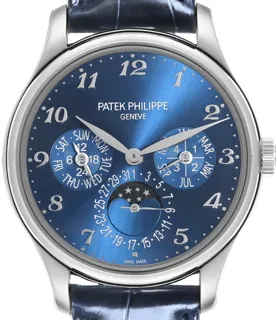 Patek Philippe Perpetual Calendar 5327G-001 White gold Blue