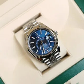 Rolex Sky-Dweller 336934-0006 White gold and Stainless steel Blue