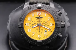 Breitling Avenger XB0170E4/I533/282S Titaplast Golden