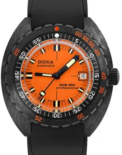 Doxa SUB 300 822.70.351.20 Carbon fiber Orange