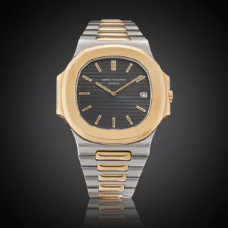 Patek Philippe Nautilus 3700/11 42mm Stainless steel and 18k yellow gold Black