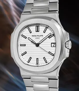 Patek Philippe Nautilus 5711A 42.5mm Stainless steel White