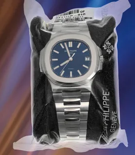 Patek Philippe Nautilus 5711/1P-010 40mm Platinum Blue